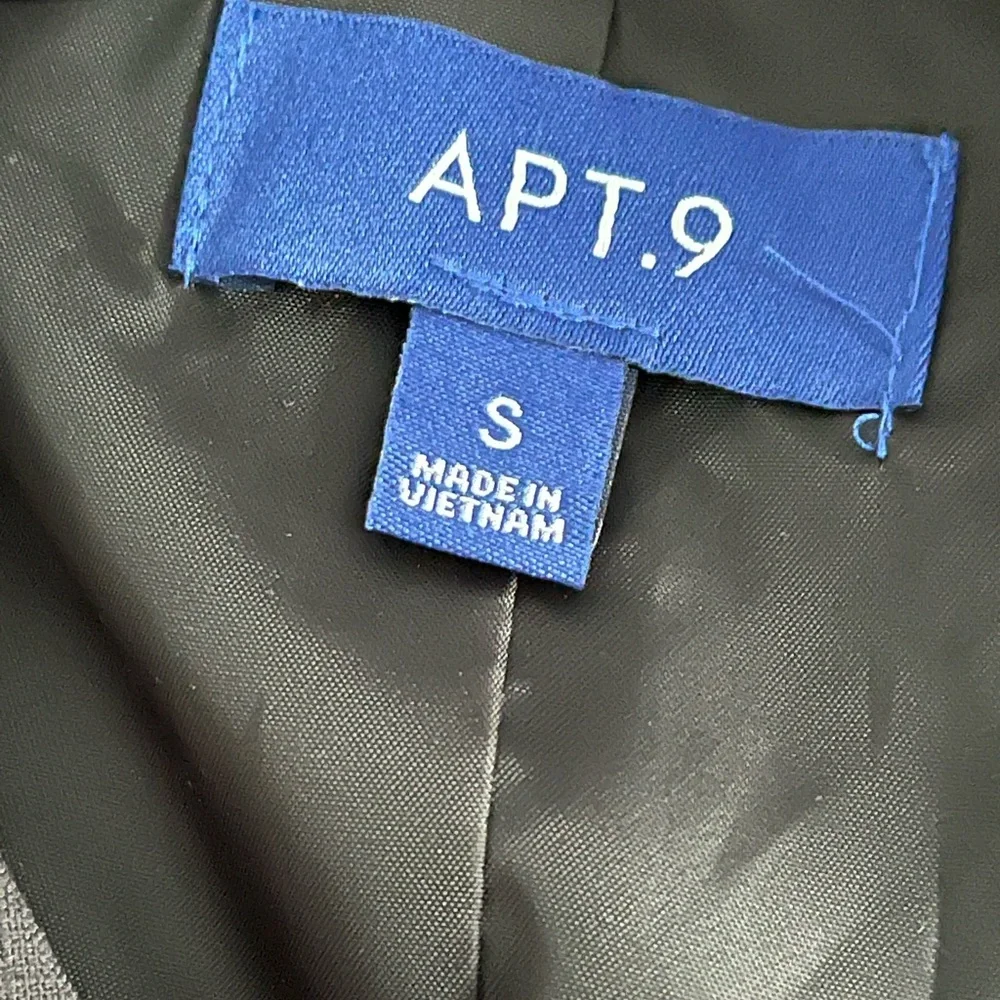 Apt 9 vest